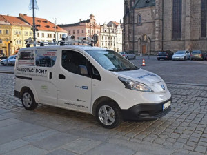 Parkování bude kontrolovat speciální vůz se šesti kamerami, začne v centru města