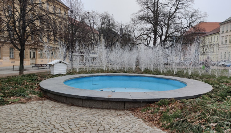 Fontána v Kopeckého sadech po letech znovu rozezpívá, musí ale projít zásadní rekonstrukcí