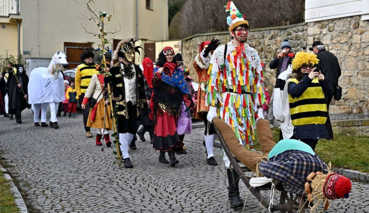 Tradiční masopust znovu připomene populární bláznové dny v plzeňském Bolevci