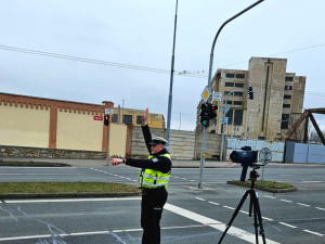 Alarmující výsledky policejní kontroly, dvě třetiny řidičů porušily předpisy