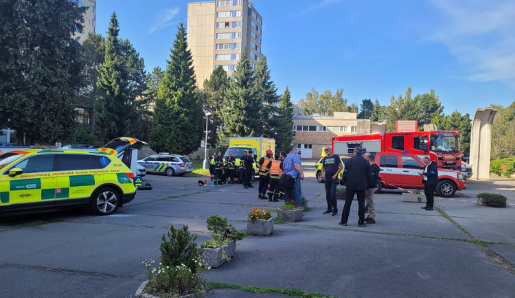 Policie odložila případ hromadného kolapsu desítek studentek zdravotnické školy, nemocnice tehdy ošetřila 60 lidí