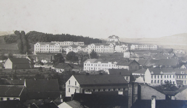 Slavná nemocnice zahájila provoz přesně před 110 lety. Město Klatovy za její stavbu zaplatilo dva miliony korun