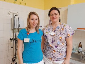 Budoucí zdravotní sestry z Německa vykonávají praxi na pediatrickém oddělení v Domažlické nemocnici