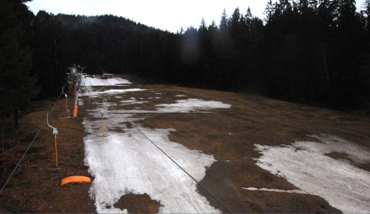 Na šumavském Špičáku se naposledy lyžovalo 17. února