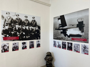 Deset amerických letců zahynulo před 80 lety v sestřeleném bombardéru poblíž Nepomuku. Trosky vystavuje muzeum