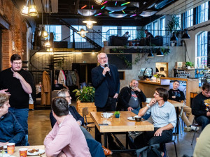 Komunitní sdílení elektrické energie je cestou k úsporám. V Česku přibývá zájemců, kteří se chtějí zapojit