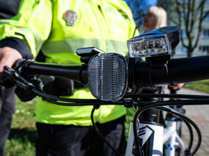 Doubravečtí strážníci dostali nová horská hola, alkohol tester a mobilní tiskárnu