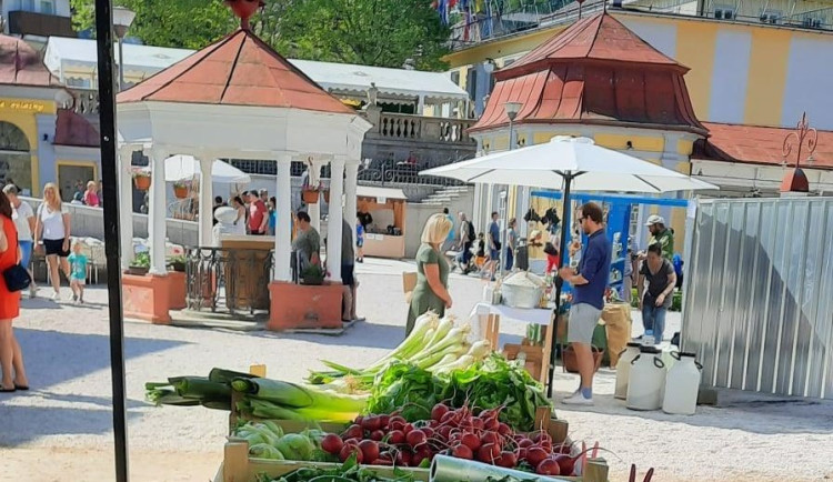 V Lázních Libverda opět začnou oblíbené farmářské trhy