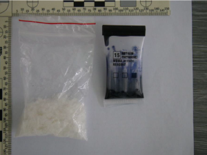 Osmnáctiletý mladík vařil a prodával pervitin, kriminalisté s TOXI týmem dopadli i další distributory