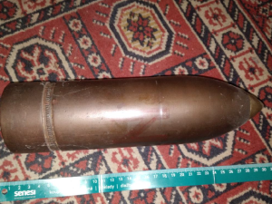 Muž našel doma dělostřelecký granát