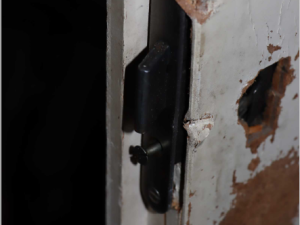 Rekordman odcizil ze sklepů domů 21 jízdních kol a čtyři elektrické koloběžky