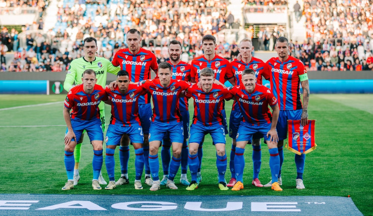 Fotbalisté Plzně v úvodním čtvrtfinále Konferenční ligy remizovali s Fiorentinou 0:0 a pomohli českému fotbalu
