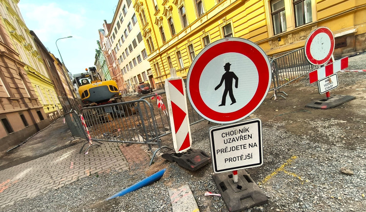 Sezona oprav a rekonstrukcí ulic startuje v Plzni. Práce budou mít velký vliv na dopravu v celém městě