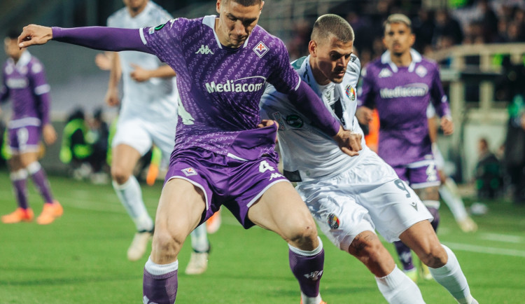 Fotbalisté Plzně prohráli s Fiorentinou v oslabení 0:2 po prodloužení