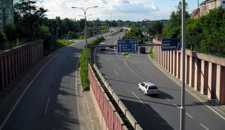 Dopravu omezí oprava kanalizace v libereckém tunelu. Začne v pondělí