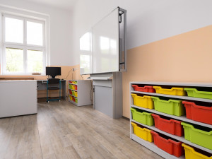 Litická škola navyšuje kapacitu, po více než čtvrtstoletí ožívá její druhé patro