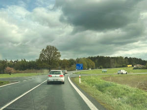 Startuje úprava extrémně nebezpečných křižovatek na silnici I/20 nad Losinou. Jde o místa častých nehod