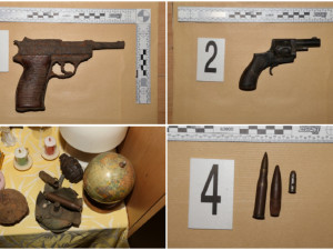 Kriminalisté našli u silně opilého muže dělostřelecký granát, zbraně i munici