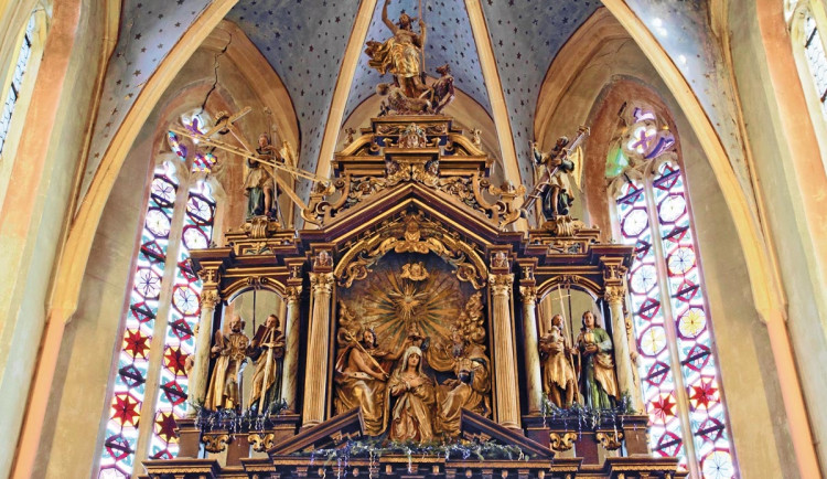 Město rozdělí tři miliony na obnovu památek, peníze půjdou na opravu omítek v kostele i rekonstrukci modlitebny