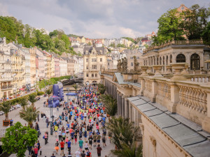 Karlovy Vary se v sobotu rozběhnou. RunCzech láká na půlmaraton i novou desítku