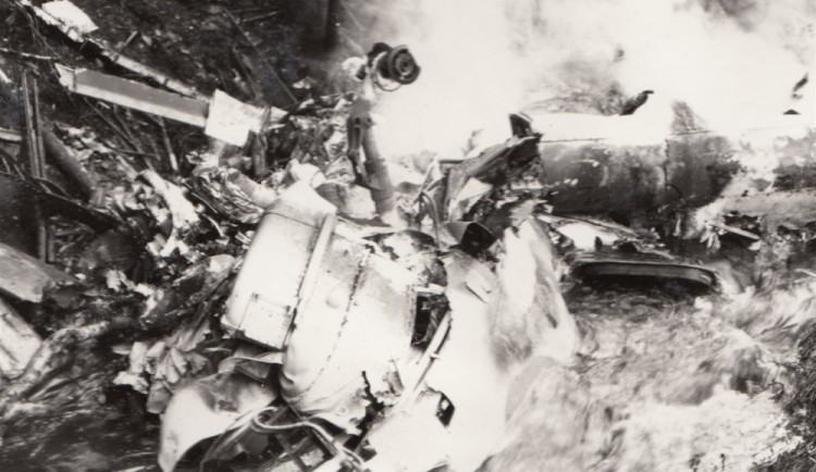 Osudová chyba stála před 40 lety život celou posádku bitevního vrtulníku, letěli podle staré mapy