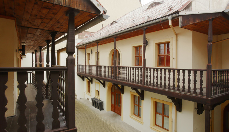 Oblíbená akce zavede návštěvníky na dvorky a méně známá zákoutí Plzně