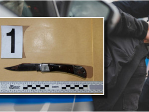 Zfetovaný muž se dvěma noži pobodal mladého řidiče, policisté ho stíhají za pokus o vraždu