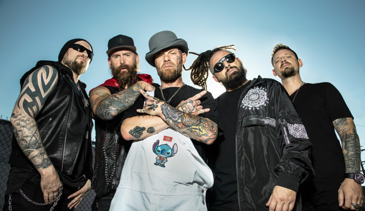 Metalfest láká na americké Five Finger Death Punch a další velká jména, zasoutěžte si s Drbnou o vstupenky