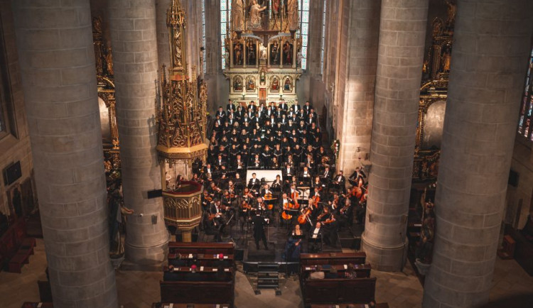 Plzeňská filharmonie odehraje více koncertů, posluchači se mohou těšit na vystoupení v katedrále i synagoze