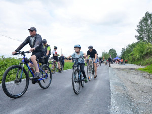 Cyklistům se otevřela unikátní stezka na bývalé železniční trati, dříve tam jezdily rychlíky