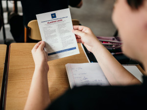 Středoškoláci z Plzeňského kraje by do Evropského parlamentu poslali Přísahu a Motoristy, ukázaly volby nanečisto