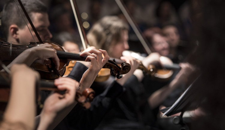 Symfonici: Vyšší platy ve školství mohou způsobit odchody hudebníků z orchestrů