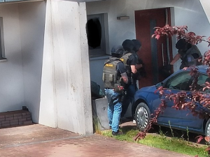 Kriminalisté dopadli dealery kokainu, čtyři z nich putovali rovnou do vazby