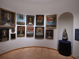 Klatovské muzeum má po 28 letech novou expozici, mapuje historii města od doby kamenné do roku 1989