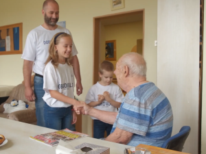 Fakultní nemocnice v Plzni jako první v republice přichází s unikátním projektem Rodinného dobrovolnictví