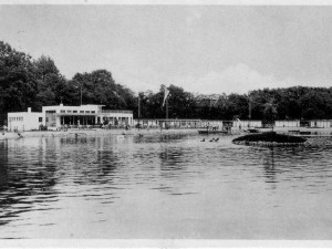 Největší přírodní koupaliště v kraji slouží lidem už 90 let, město plánuje velkou oslavu pro celé rodiny