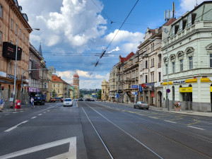 Řidiče čekají další omezení, rušná Klatovská třída projde rozsáhlou opravou