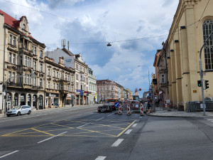 Řidiče čekají další omezení, rušná Klatovská třída projde rozsáhlou opravou