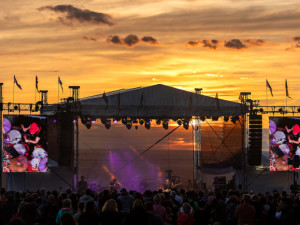 Festival Vesuf zve celou rodinu na hudbu, zábavu a degustace