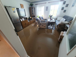 Přívalové deště opět vyplavily obec na Domažlicku, znovu pod vodou je i dům s pečovatelskou službou