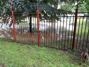 Kvůli následkům prudkých dešťů odkládá město dlouho plánované oslavy