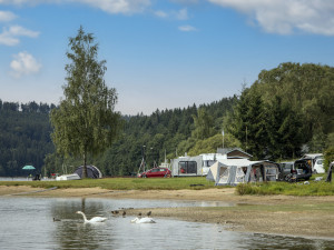 Užijte si kempování v srdci Lipna nad Vltavou