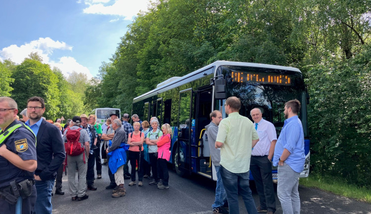 Příhraničí Bavorska a Plzeňského kraje spojují tři autobusové linky, zájem roste