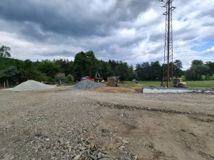 ŘSD uzavřelo u Nepomuku frekventovanou silnici I/20 z Plzně na Písek, kamiony musí na Přeštice