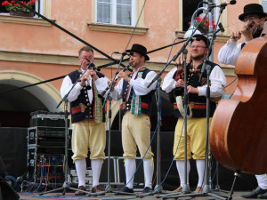 Domažlice se připravují na jubilejní 70. chodské slavnosti, oslavy navštíví desetitisíce lidí