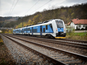 Plzeňský kraj chce do pěti let na lokálních tratích nasadit bateriové vlaky