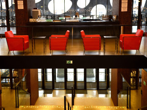 ANKETA: Nové divadlo slaví deset let, objekt za bezmála miliardu stále vyvolává emoce