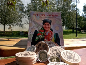 V Domažlicích vrcholí 70. chodské slavnosti, přijely desetitisíce lidí, i na mši