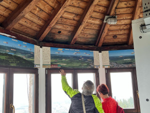 Rozhledna na Svatoboru stojí v neměnné podobě už 90 let, její stavba trvala pouhé tři měsíce