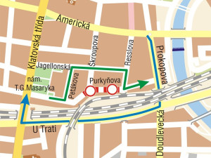 Řidiči v Plzni musí počítat s další objížďkou, dělníci rozkopou Purkyňovu ulici